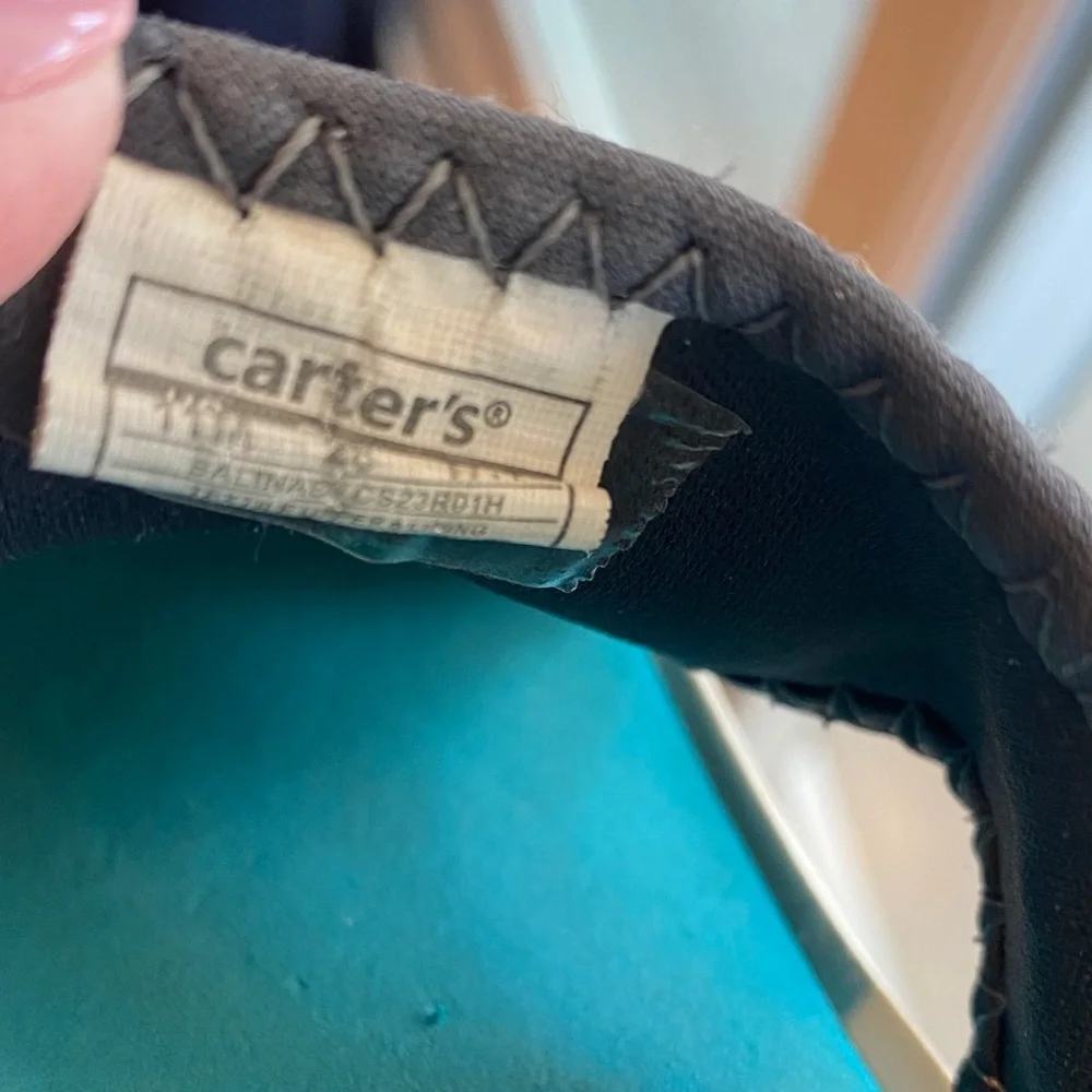 Carter's Gray Boys Sneakers (toddler 9m) and Boys Sandel Shoe (toddler 11m) - Picture 10 of 13